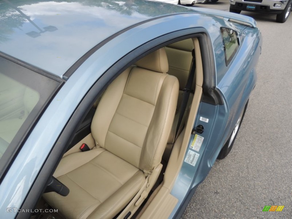 2005 Mustang V6 Deluxe Coupe - Windveil Blue Metallic / Medium Parchment photo #4