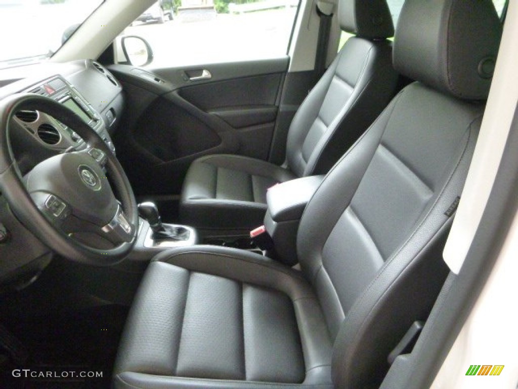 2011 Tiguan SEL 4Motion - Candy White / Charcoal photo #12