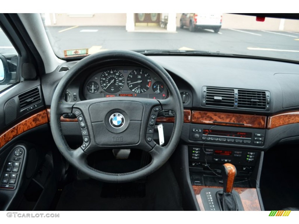 1998 BMW 5 Series 528i Sedan Black Dashboard Photo #83448721