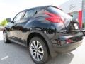 Sapphire Black - Juke S Photo No. 3