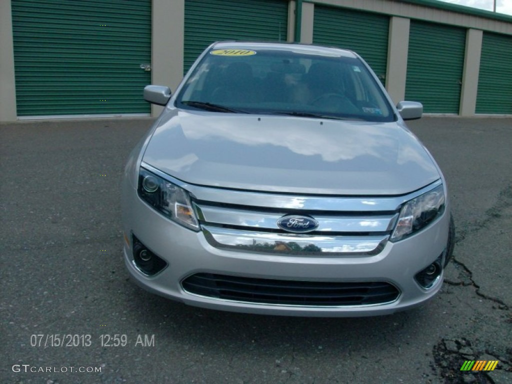 2010 Fusion Hybrid - Brilliant Silver Metallic / Medium Light Stone photo #2