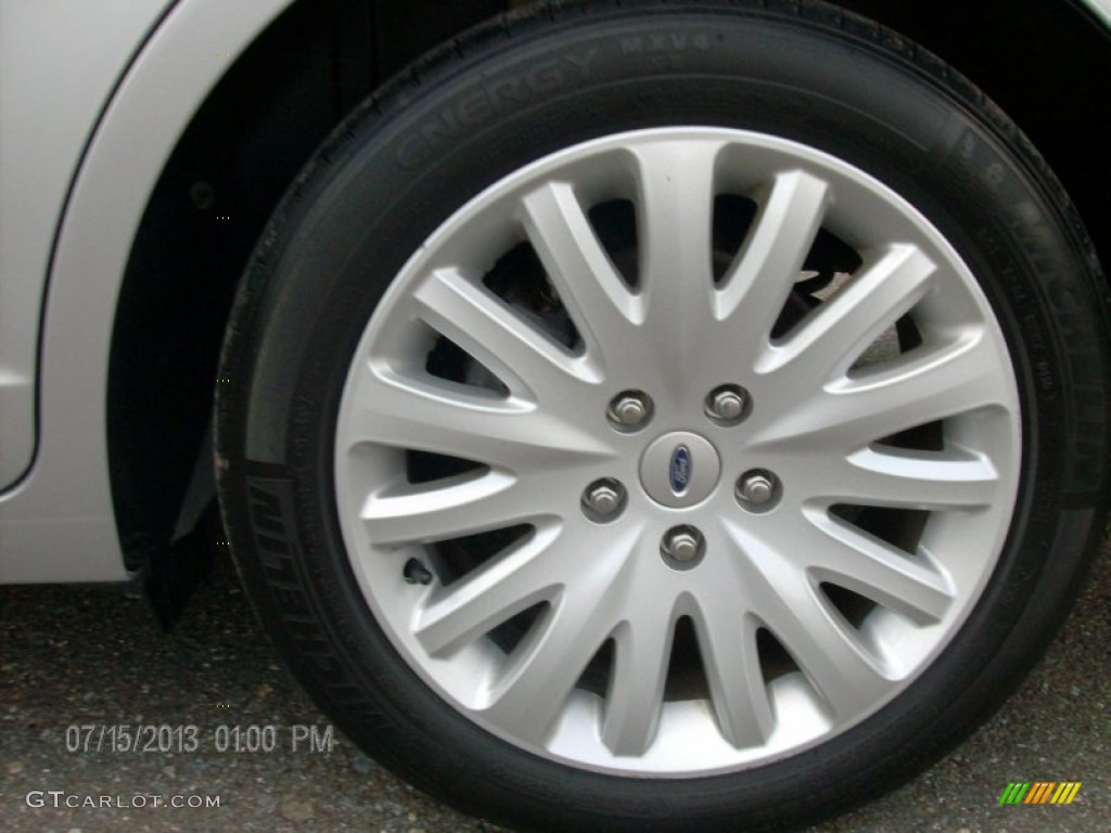 2010 Fusion Hybrid - Brilliant Silver Metallic / Medium Light Stone photo #12