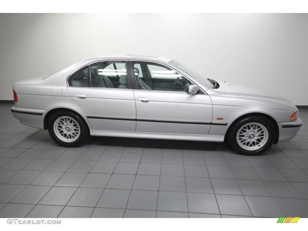 2000 BMW 5 Series 528i Sedan exterior Photo #83455345