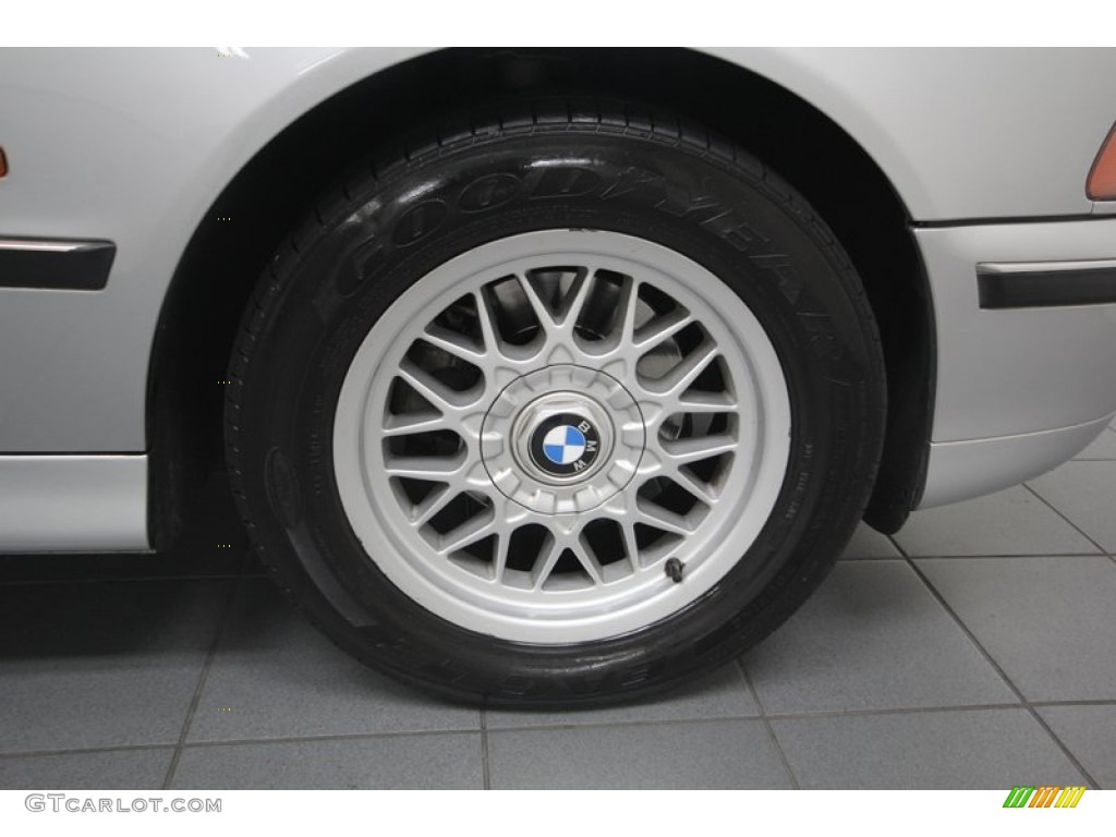 2000 BMW 5 Series 528i Sedan Wheel Photo #83455379