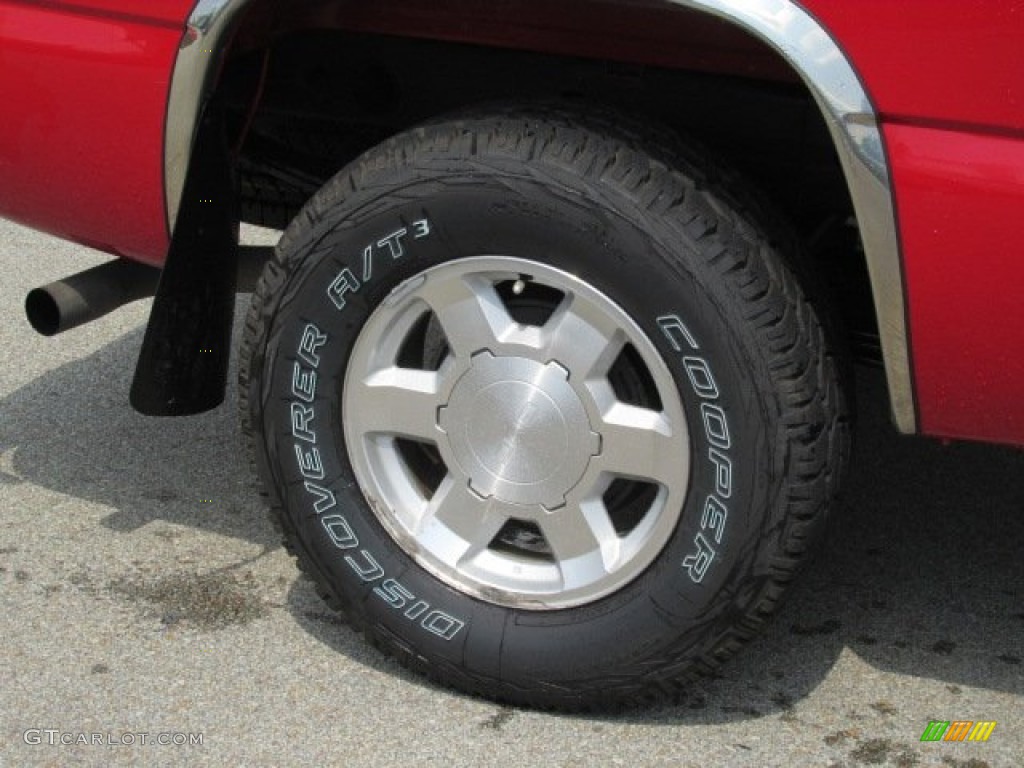 2006 Sierra 1500 SLE Extended Cab 4x4 - Fire Red / Dark Pewter photo #3