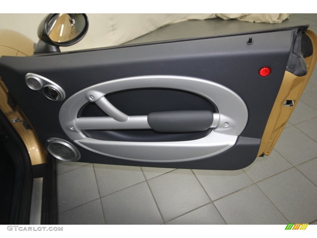 2003 Mini Cooper Hardtop Door Panel Photos