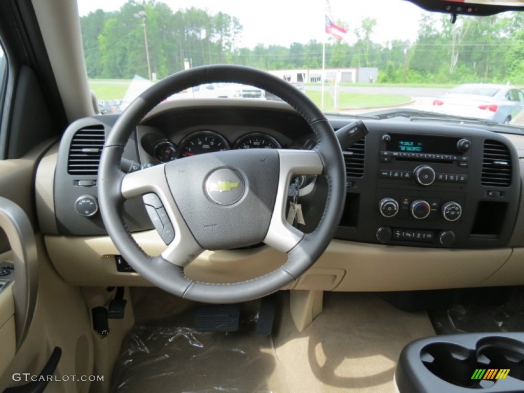 2014 Chevrolet Silverado 2500HD LT Crew Cab Dashboard Photos