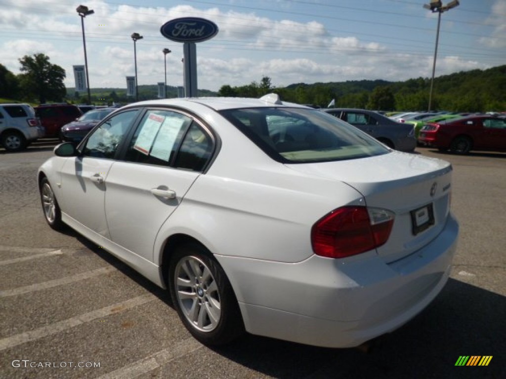 2006 3 Series 325xi Sedan - Alpine White / Beige photo #5