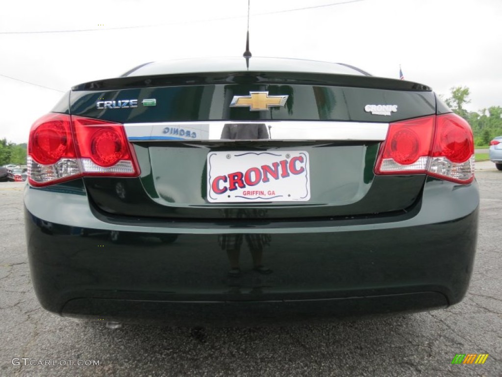 2014 Cruze Eco - Rainforest Green Metallic / Medium Titanium photo #6