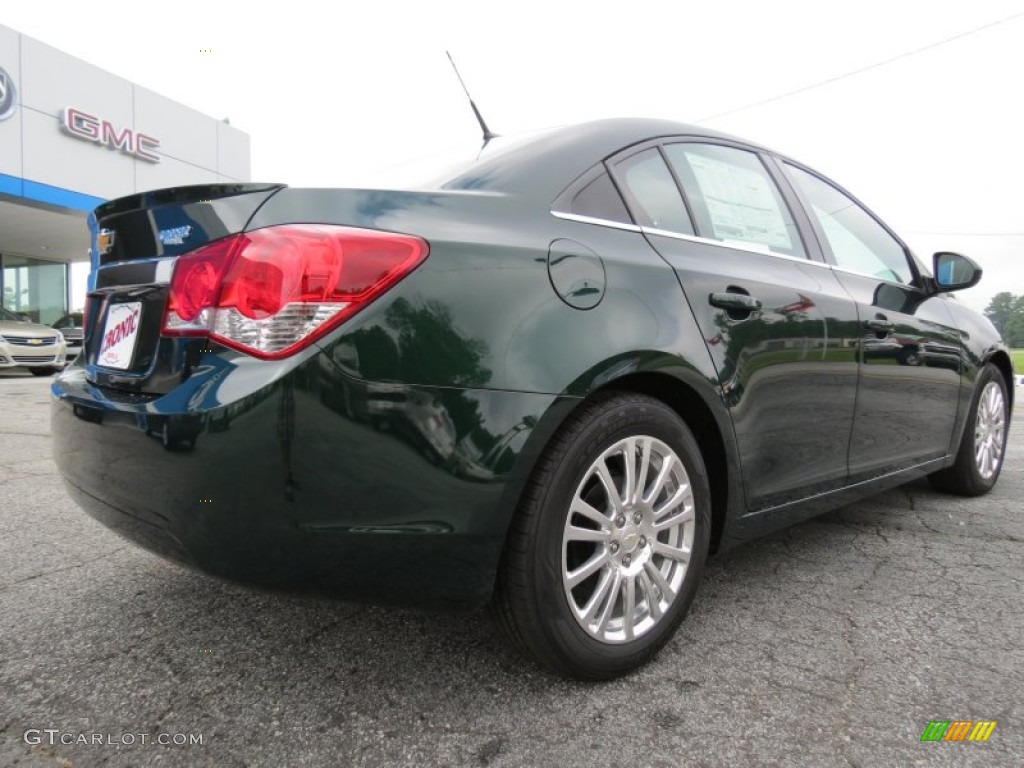 2014 Cruze Eco - Rainforest Green Metallic / Medium Titanium photo #7