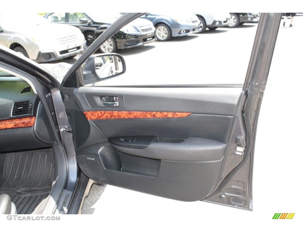 2011 Outback 2.5i Limited Wagon - Graphite Gray Metallic / Off Black photo #18