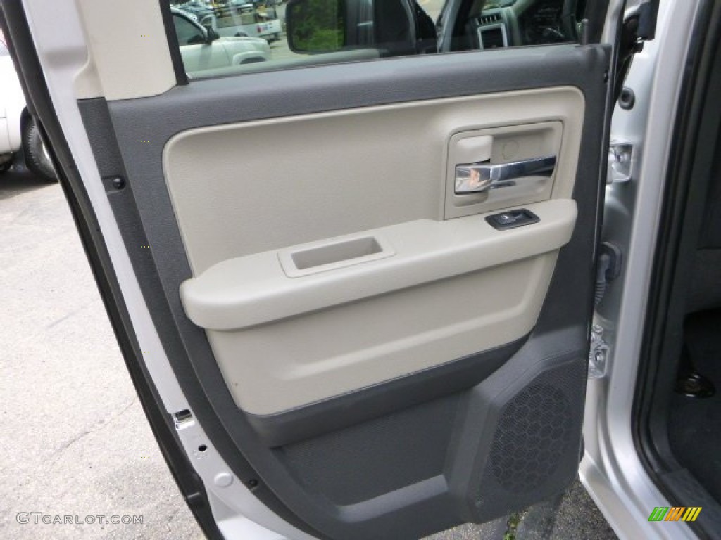 2011 Ram 1500 SLT Quad Cab 4x4 - Bright Silver Metallic / Dark Slate Gray/Medium Graystone photo #14
