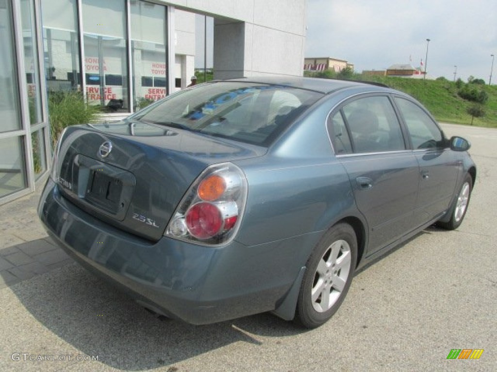 2002 Altima 2.5 SL - Opal Blue Metallic / Charcoal Black photo #9