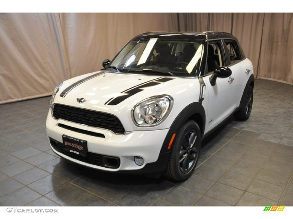 2013 Cooper S Countryman ALL4 AWD - Light White / Carbon Black photo #1