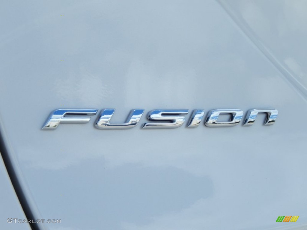 2013 Fusion Hybrid Titanium - White Platinum Metallic Tri-coat / Charcoal Black photo #4