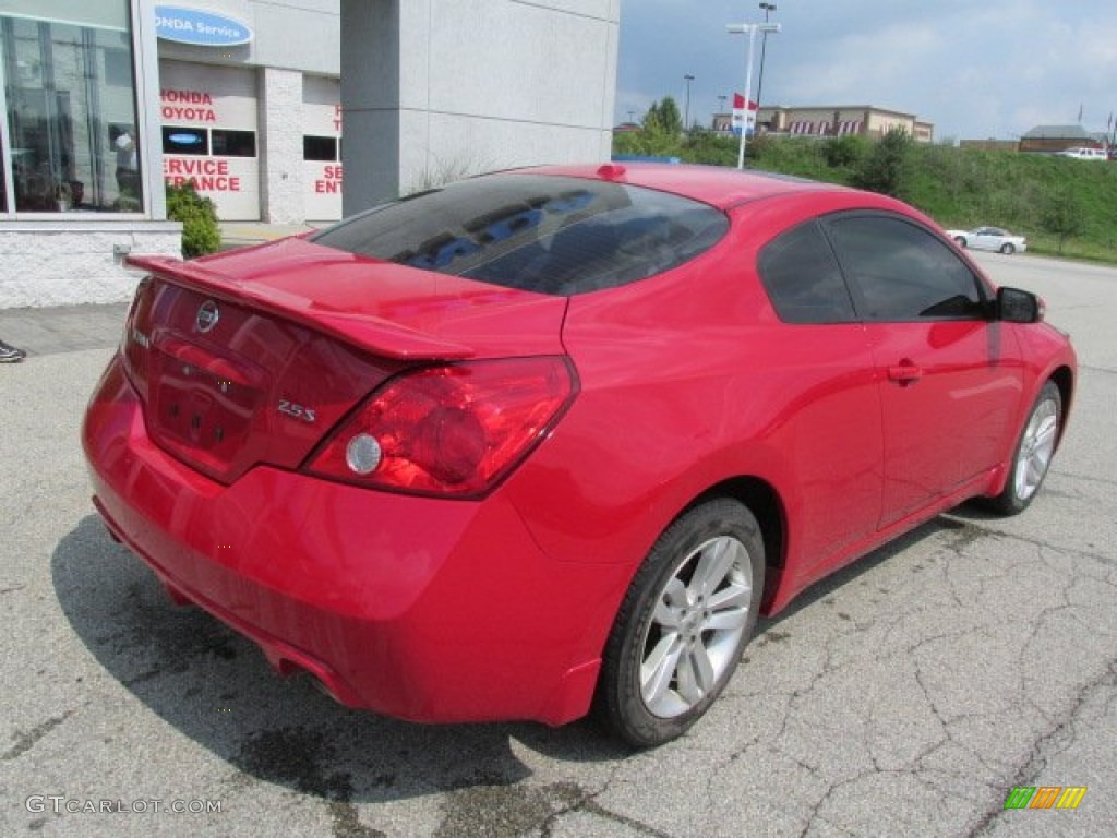 2010 Altima 2.5 S Coupe - Red Alert / Charcoal photo #10