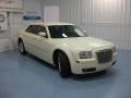 Cool Vanilla White - 300 Touring Photo No. 1