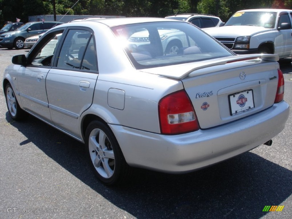 2002 Protege LX - Sunlight Silver Metallic / Gray photo #6