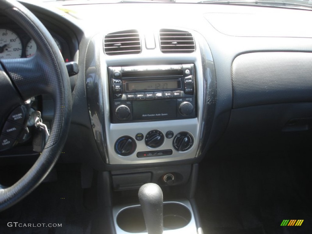 2002 Protege LX - Sunlight Silver Metallic / Gray photo #12