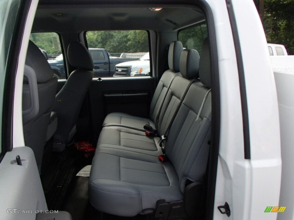 2013 Ford F350 Super Duty XL Crew Cab 4x4 Utility Truck Rear Seat Photo #83472501