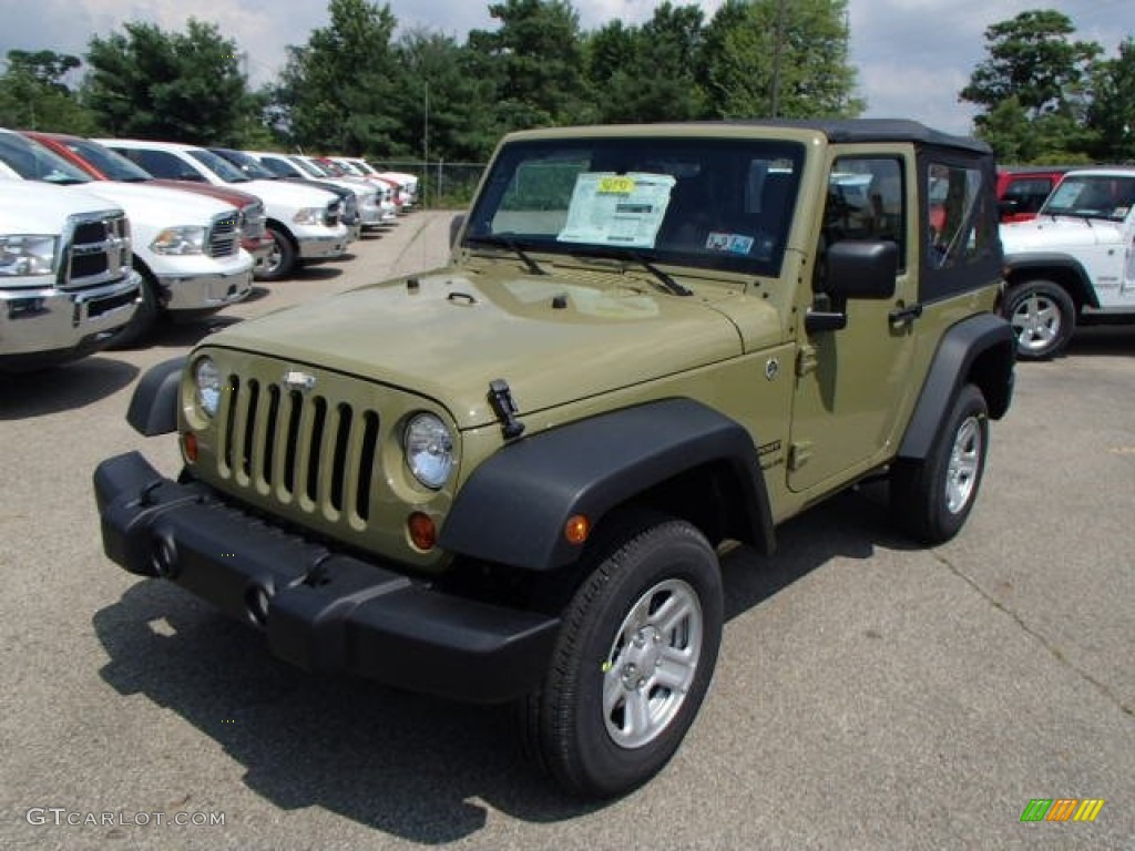 2013 Wrangler Sport 4x4 - Commando Green / Black photo #2