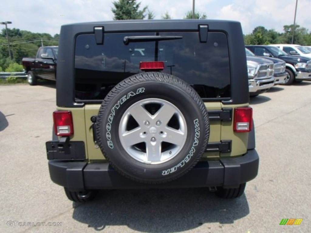 2013 Wrangler Sport S 4x4 - Commando Green / Black photo #7