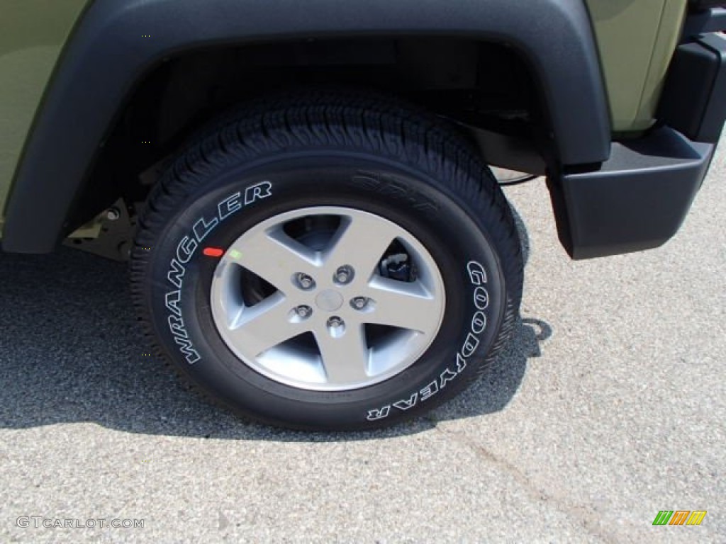2013 Wrangler Sport S 4x4 - Commando Green / Black photo #9