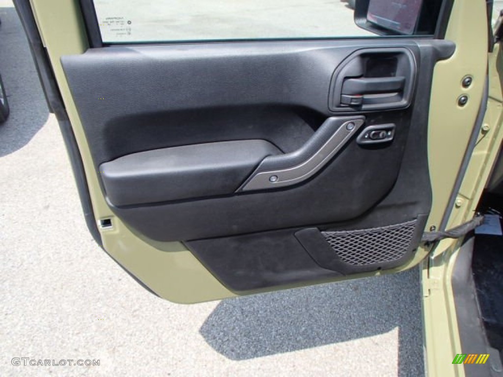 2013 Wrangler Sport S 4x4 - Commando Green / Black photo #11