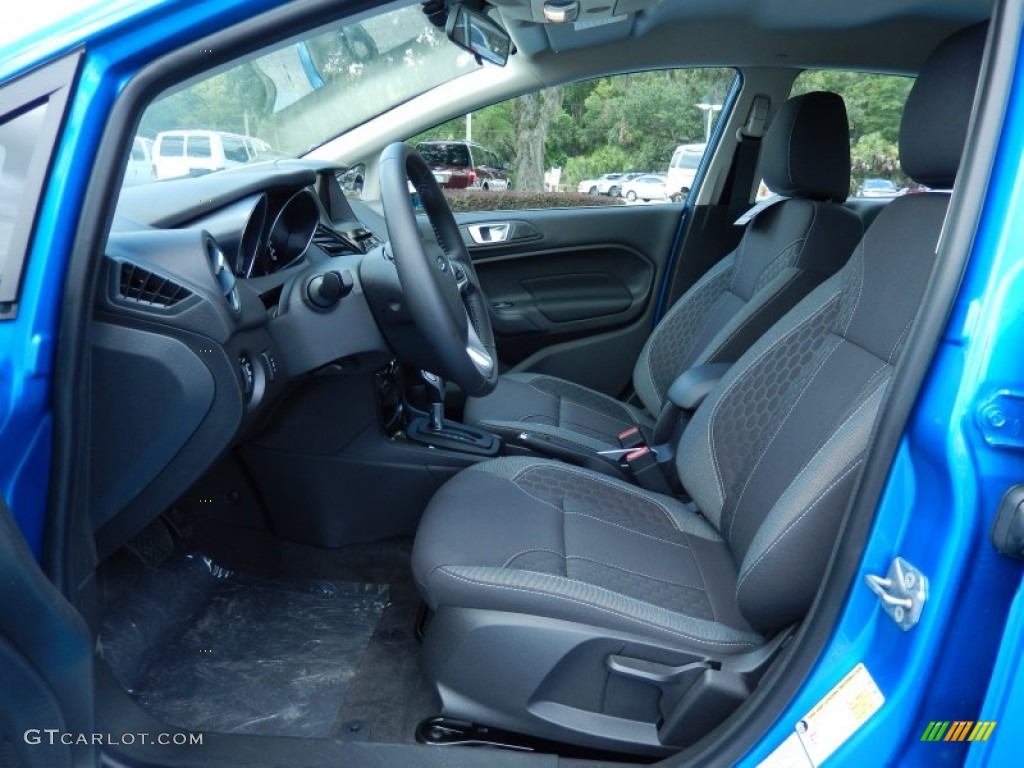 2014 Ford Fiesta SE Sedan Front Seat Photo #83480247