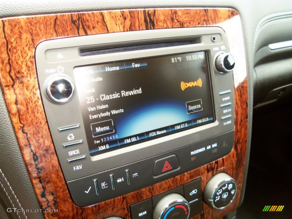 2014 Chevrolet Traverse LT AWD Controls Photo #83480682