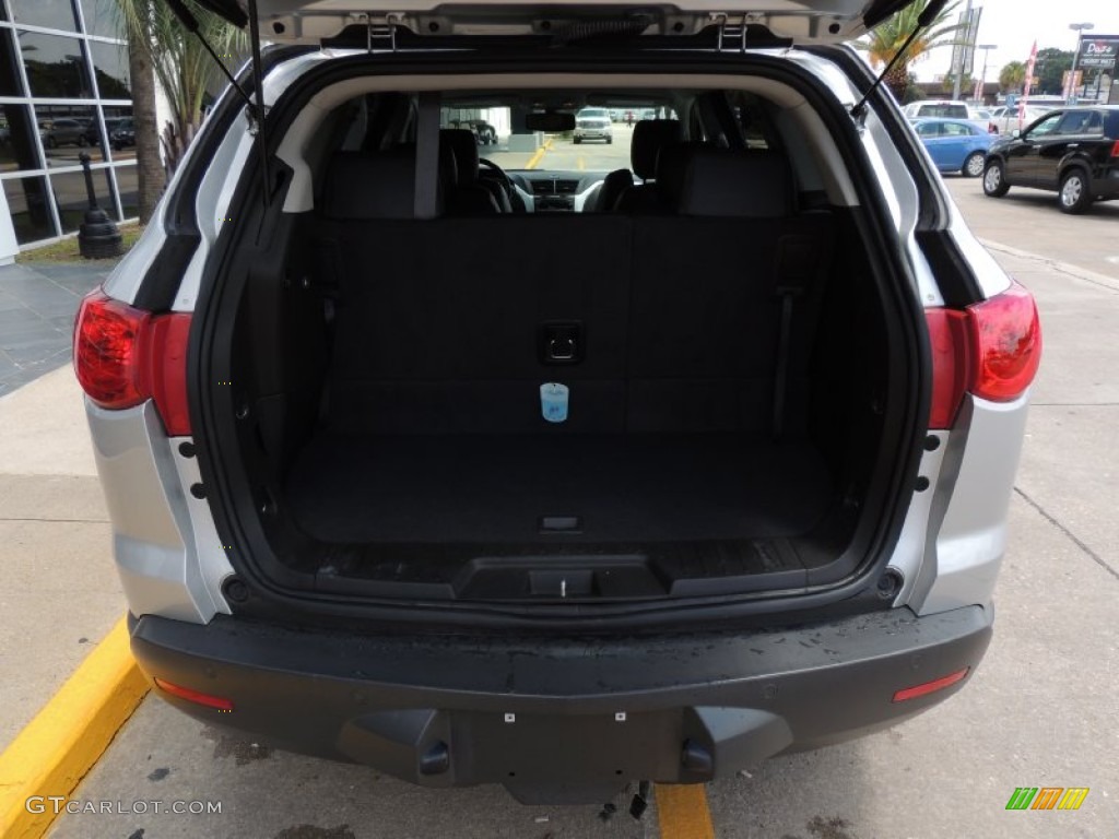 2010 Traverse LT - Silver Ice Metallic / Ebony photo #4