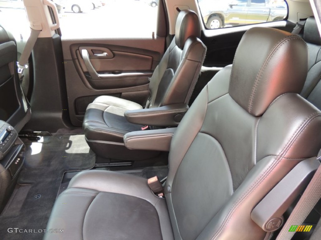 2010 Traverse LT - Silver Ice Metallic / Ebony photo #14