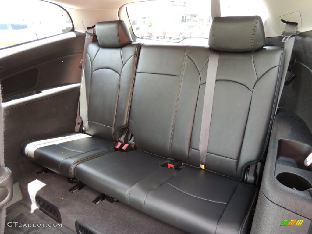 2010 Traverse LT - Silver Ice Metallic / Ebony photo #16