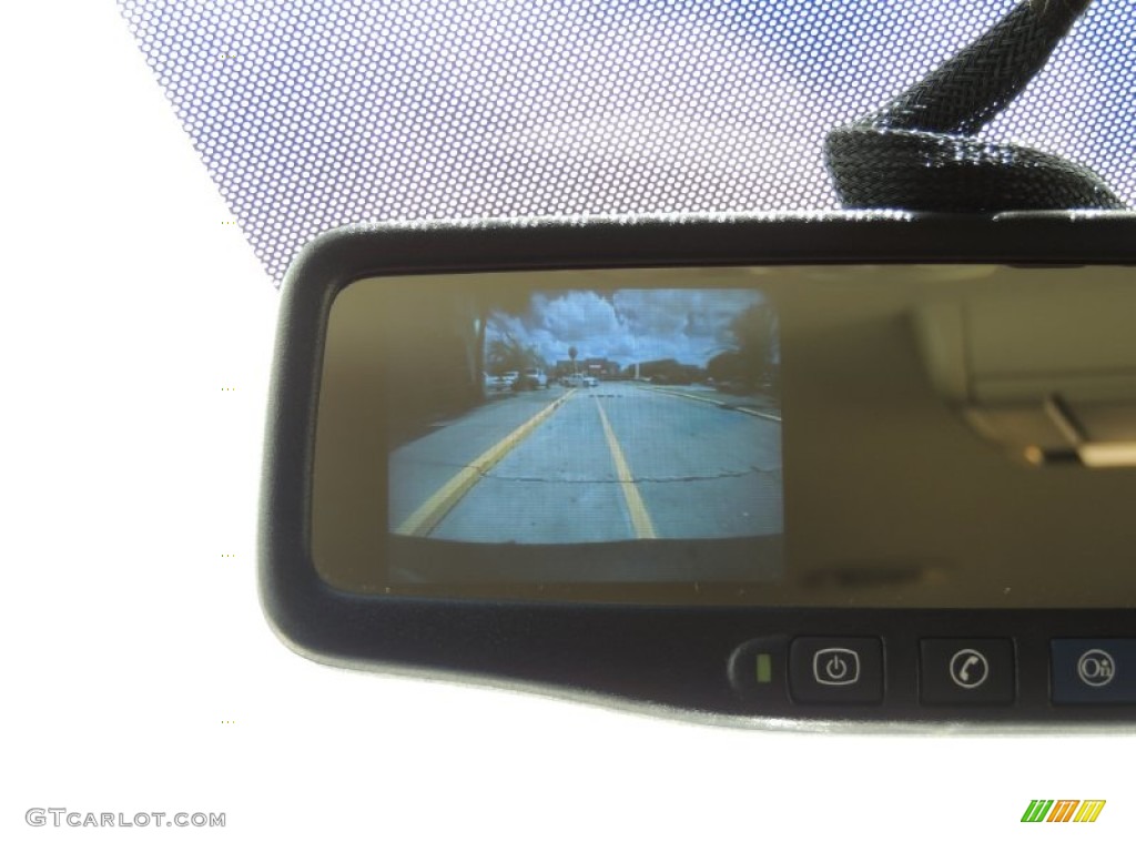 2010 Traverse LT - Silver Ice Metallic / Ebony photo #26