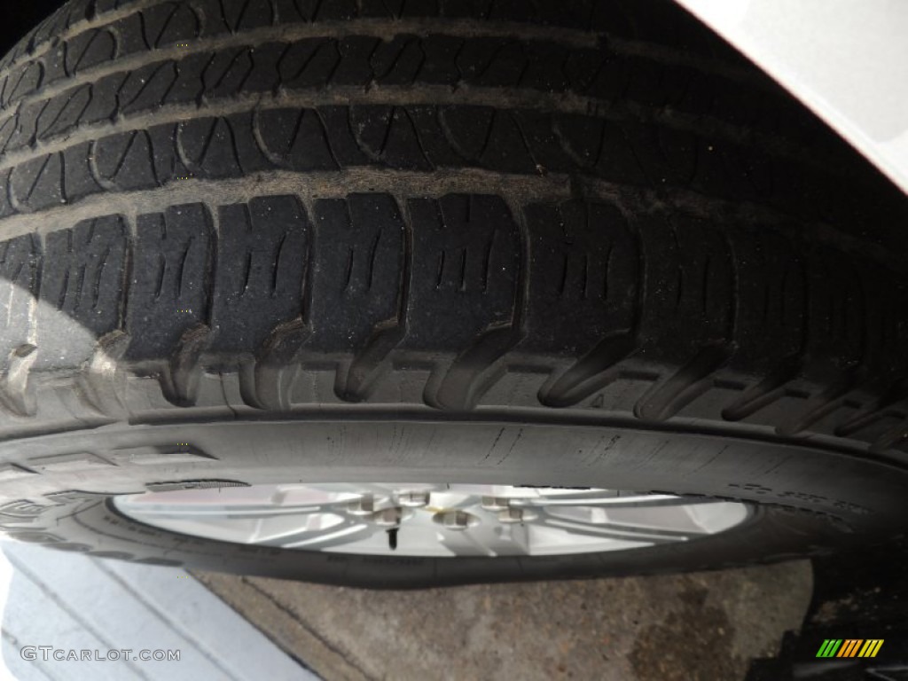 2010 Traverse LT - Silver Ice Metallic / Ebony photo #32