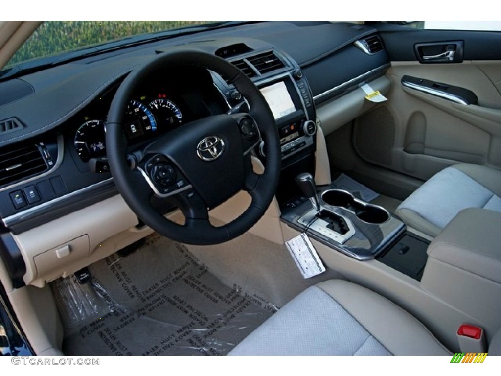 2013 Camry Hybrid XLE - Cosmic Gray Metallic / Ivory photo #5