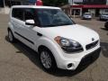 2013 Clear White Kia Soul +  photo #2