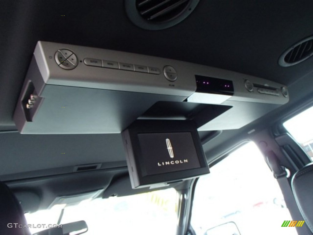 2007 Navigator L Luxury 4x4 - Black / Charcoal/Caramel photo #13