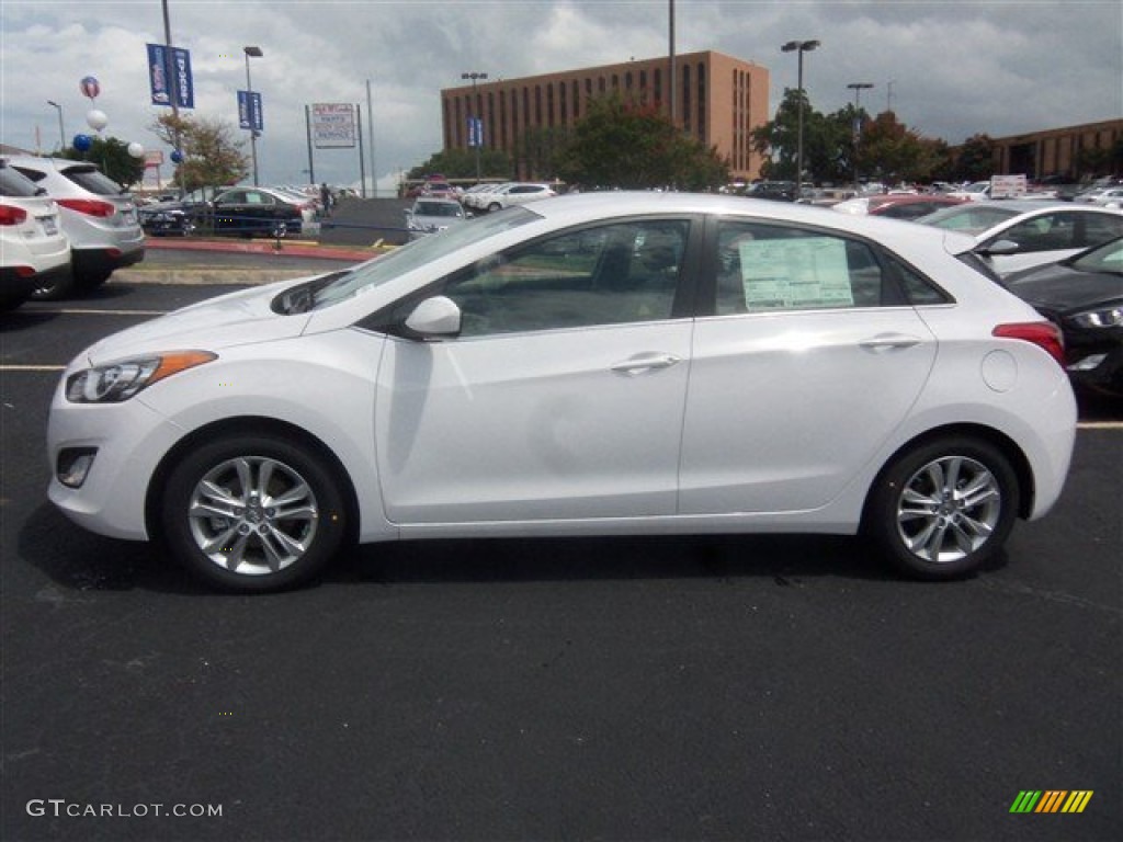 2013 Elantra GT - Monaco White / Beige photo #3