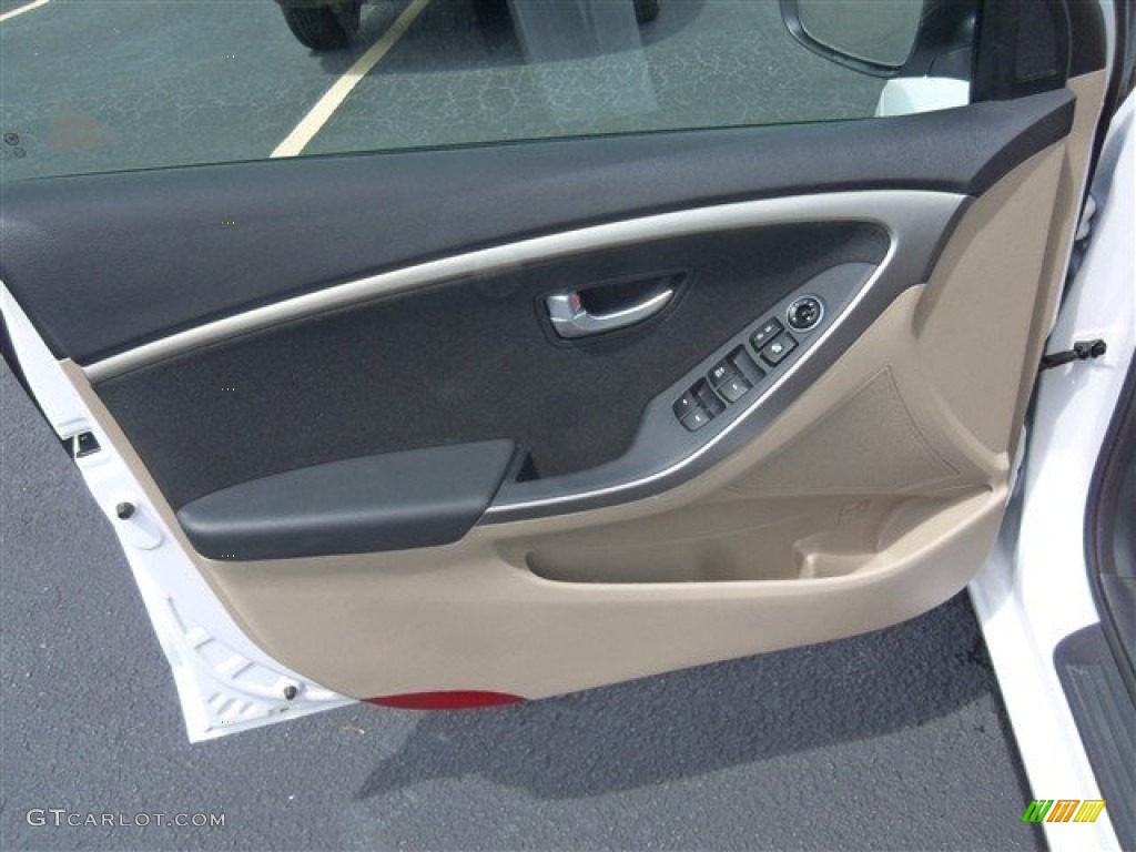 2013 Elantra GT - Monaco White / Beige photo #4