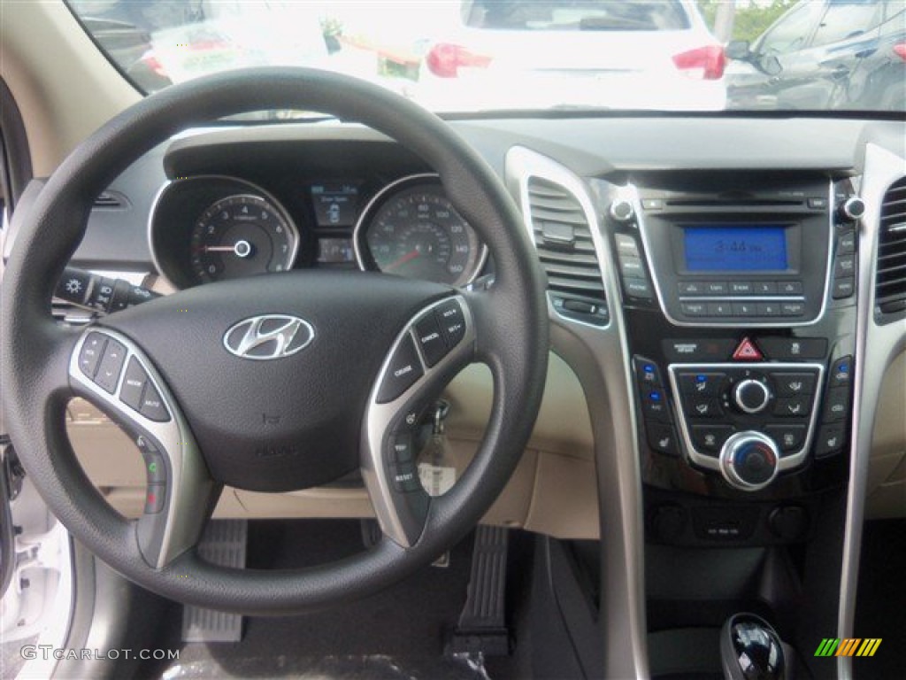 2013 Elantra GT - Monaco White / Beige photo #6