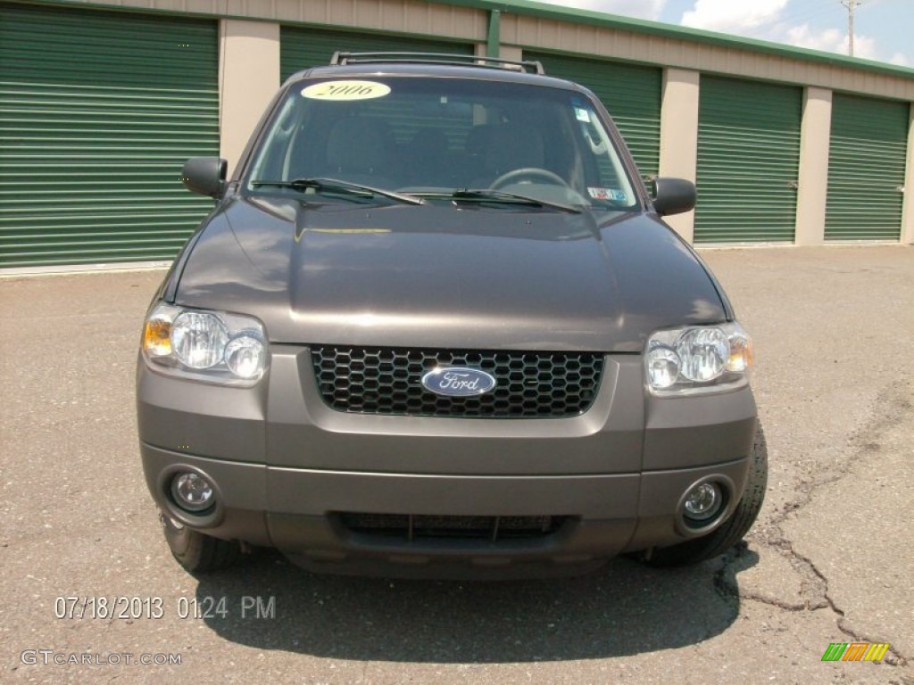 2006 Escape XLT 4WD - Dark Stone Metallic / Medium/Dark Pebble photo #2