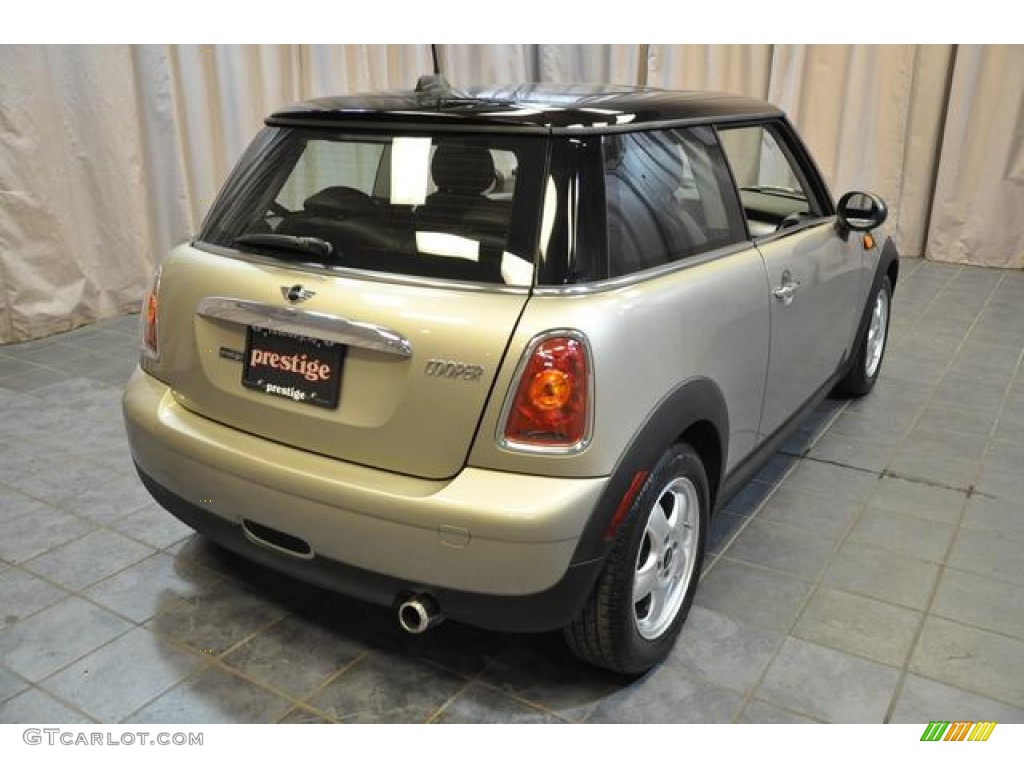 2010 Cooper Hardtop - Sparkling Silver Metallic / Grey/Carbon Black photo #13