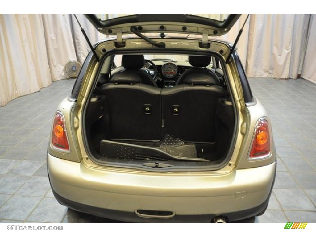 2010 Cooper Hardtop - Sparkling Silver Metallic / Grey/Carbon Black photo #17