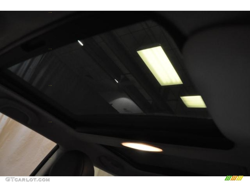2010 Cooper Hardtop - Sparkling Silver Metallic / Grey/Carbon Black photo #26