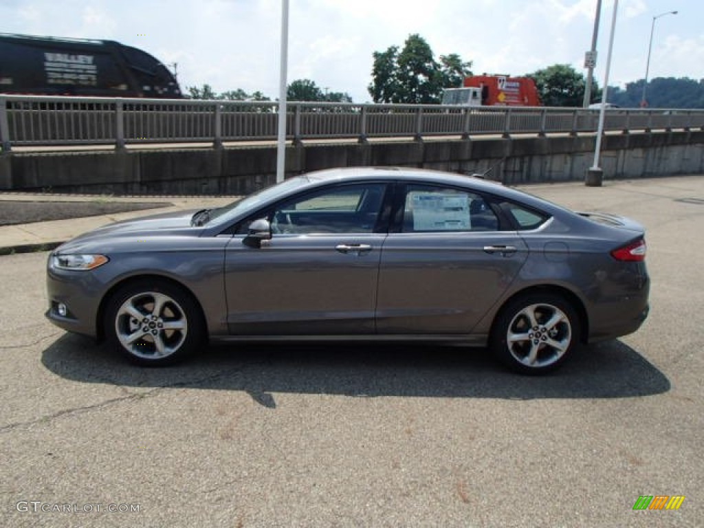 2013 Fusion SE - Sterling Gray Metallic / Charcoal Black photo #5