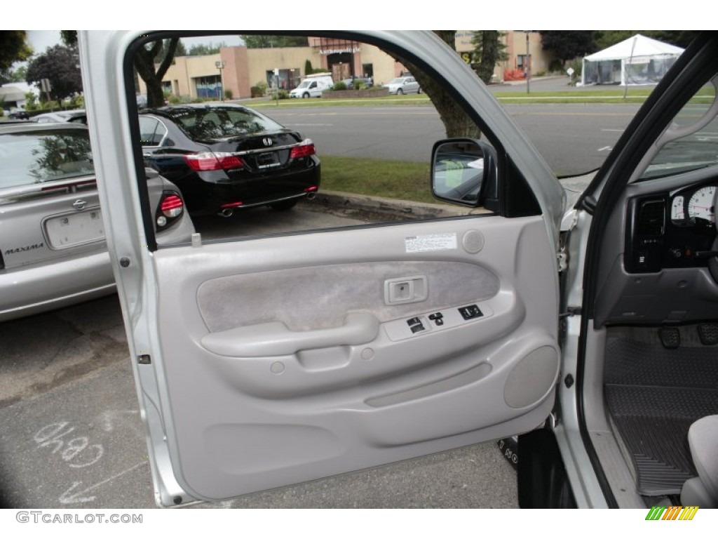 2002 Toyota Tacoma V6 TRD Xtracab 4x4 Door Panel Photos