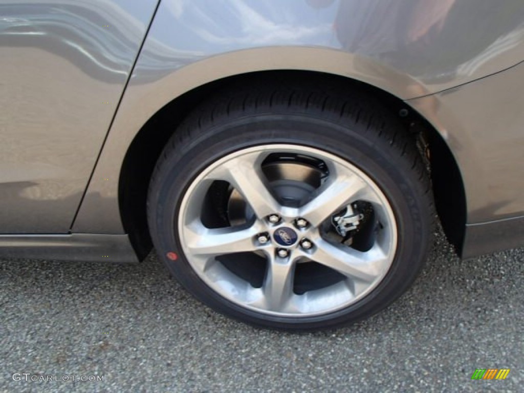 2013 Fusion SE - Sterling Gray Metallic / Charcoal Black photo #9