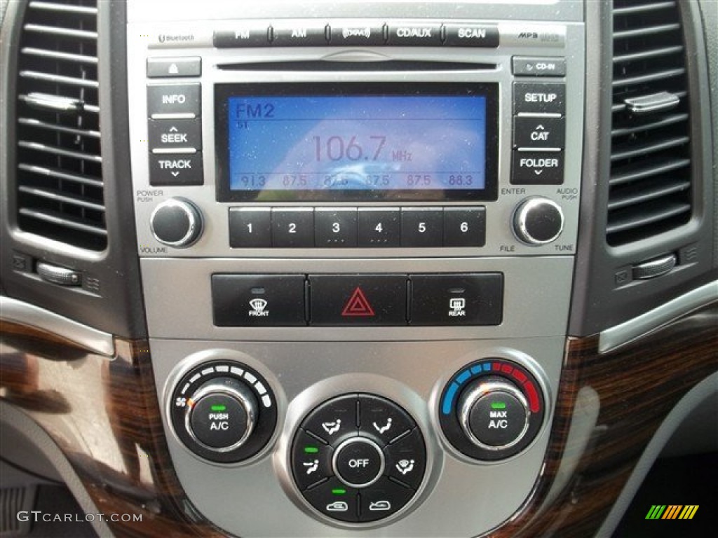 2012 Hyundai Santa Fe GLS Controls Photo #83494402
