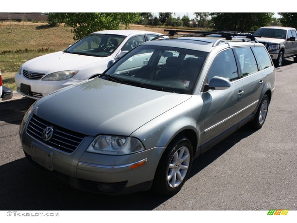 2004 Volkswagen Passat GLS 4Motion Wagon Exterior Photos